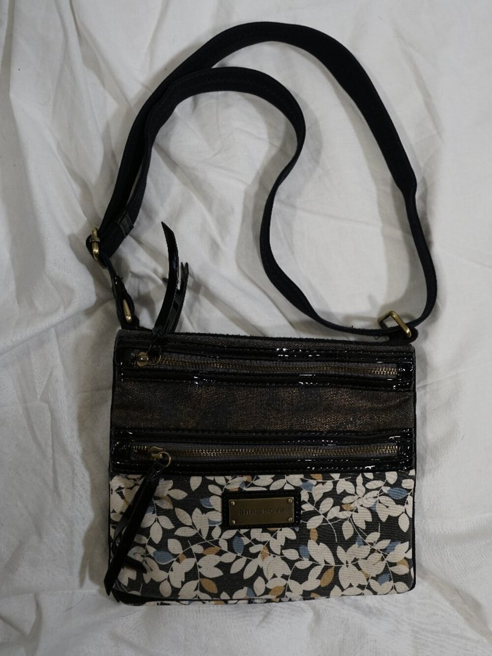 Anna Nova Black Floral Multi Zip Crossbody Bag Boho Travel Organizer Purse